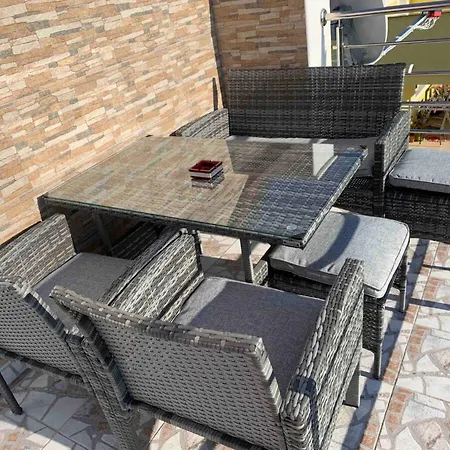 Bordoa De Macura With Bay View Apartment